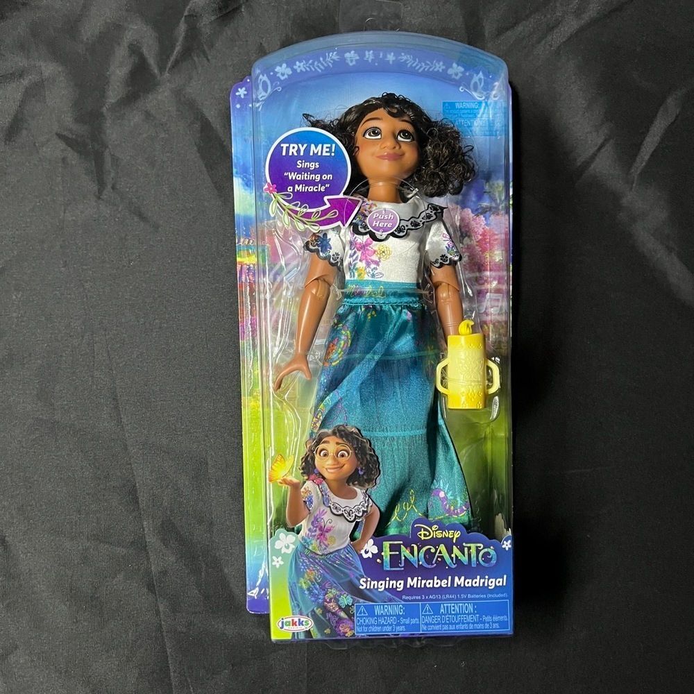 Disney's Encanto Mirabel 11 inch Singing Feature Fashion Doll